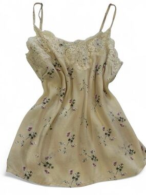 Abercrombie & Fitch Floral Lace Cami Tank in Cream Woman's Relaxed Size Small